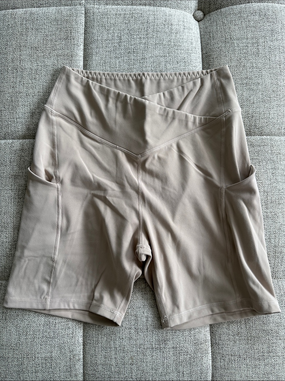 High-Waist Beige Women's Active Shorts with Side Pockets